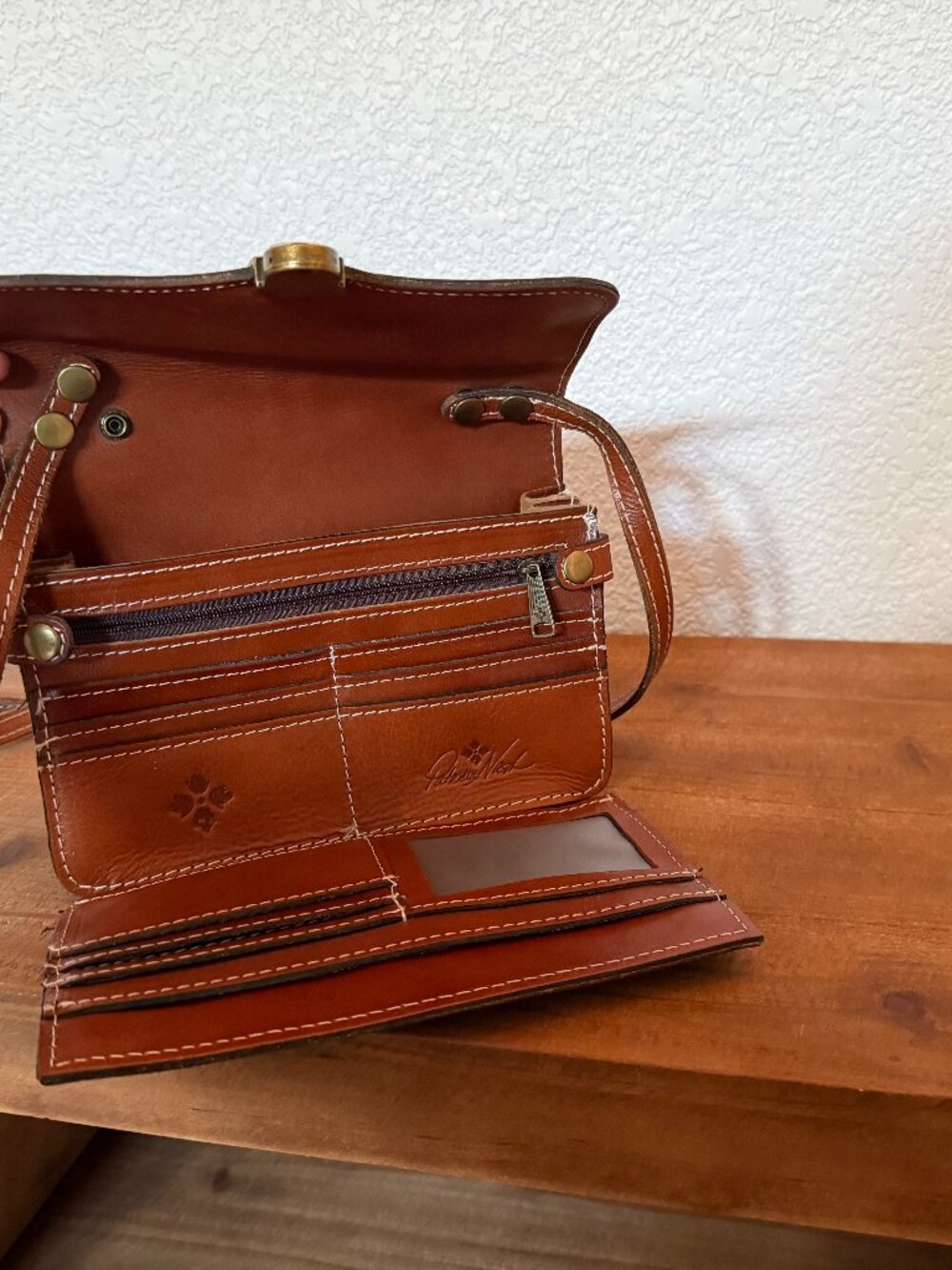 Patricia Nash Vintage Lanza Leather Flap Crossbody Bag in Tan - Picture 2 of 4
